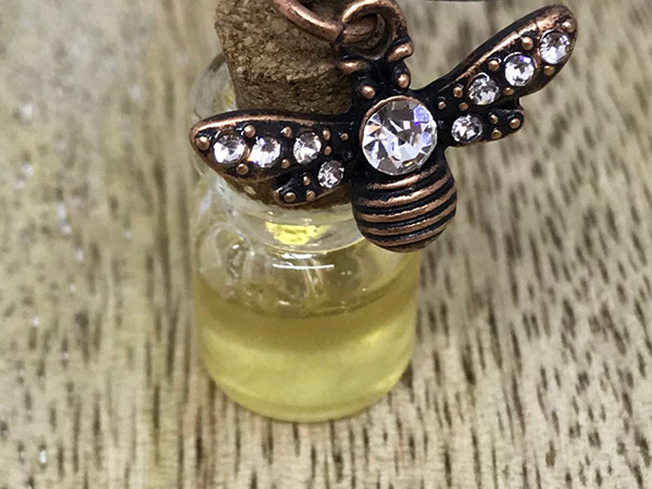 Honey Jar with Bee Charm - Copper Stones on Wings