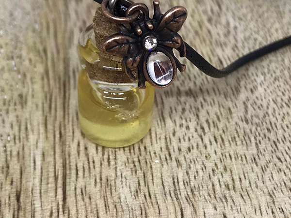 Honey Jar With Bee Charm - Copper